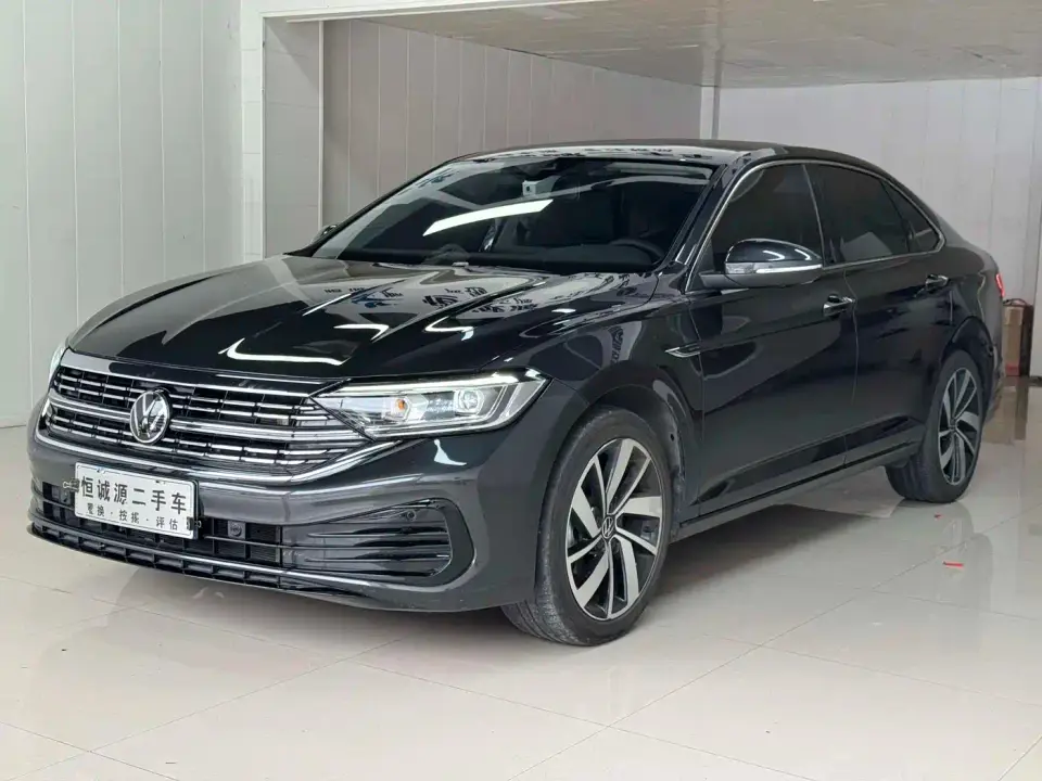 Volkswagen Sagitar 300TSI DSG Surpass Edition 2024