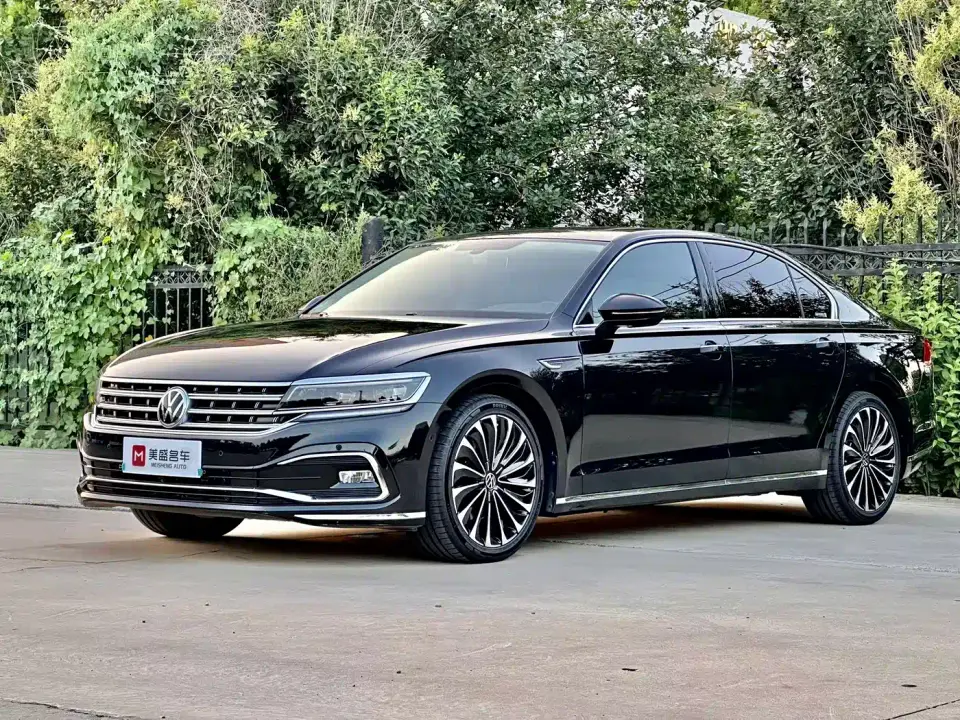 Volkswagen Phideon 380TSI Premium Edition 2023