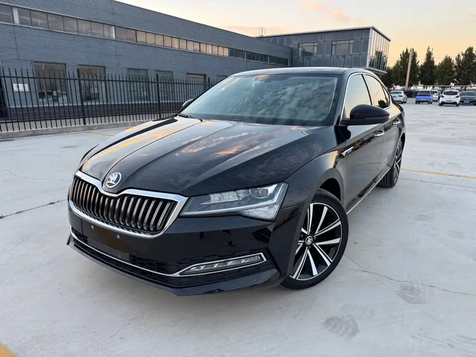 Skoda Superb TSI280 DSG Premium Edition 2024