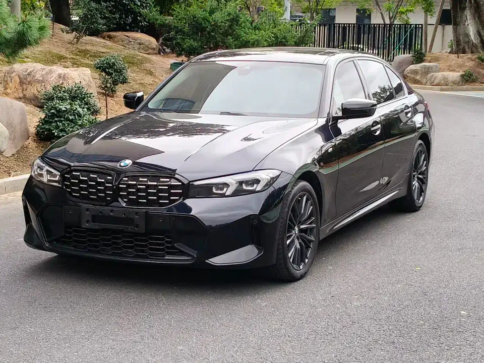 BMW 3 Series 325Li M Sport Black Night Package 2023