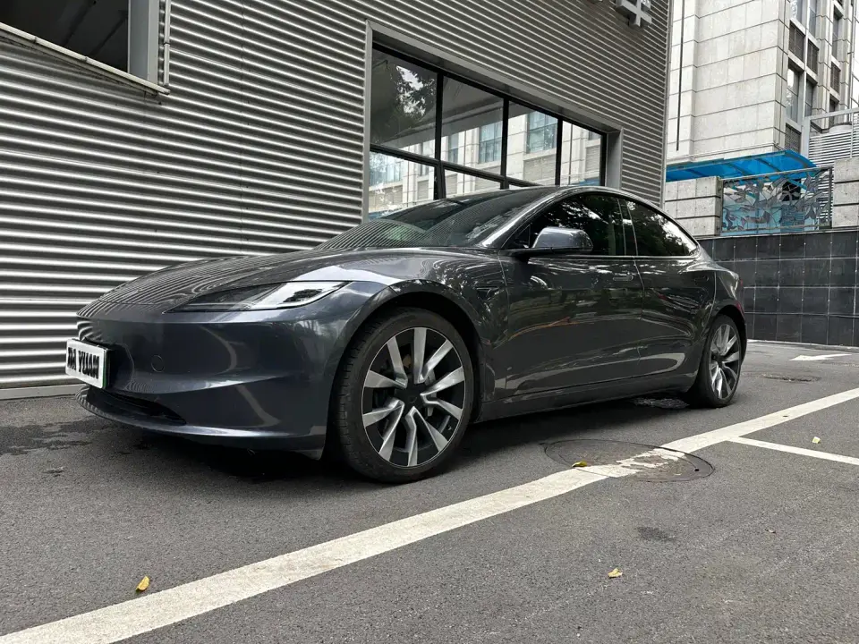 Tesla Model 3 Rear-Wheel Drive 2024