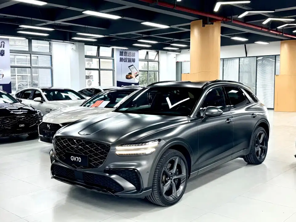 Genesis GV70 2.5T AWD Flagship Sport Package 2024