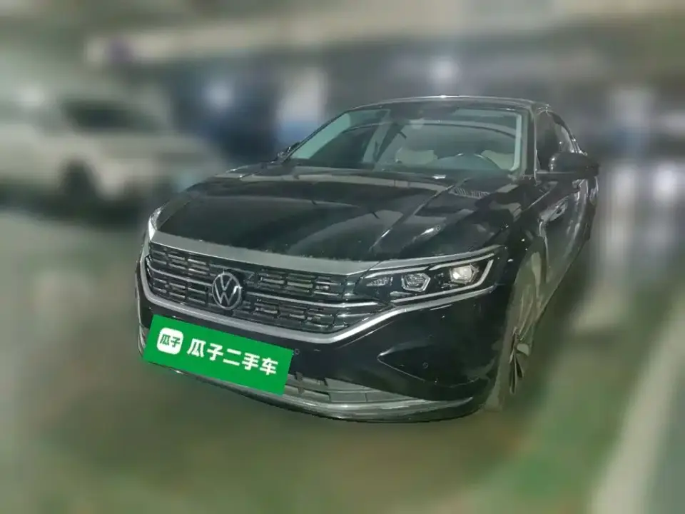 Volkswagen Passat 330TSI Luxury Edition 2022