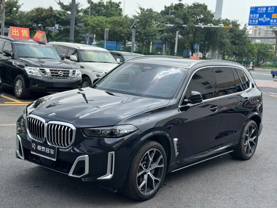 BMW X5 xDrive 30Li Premium M Sport Package 2024