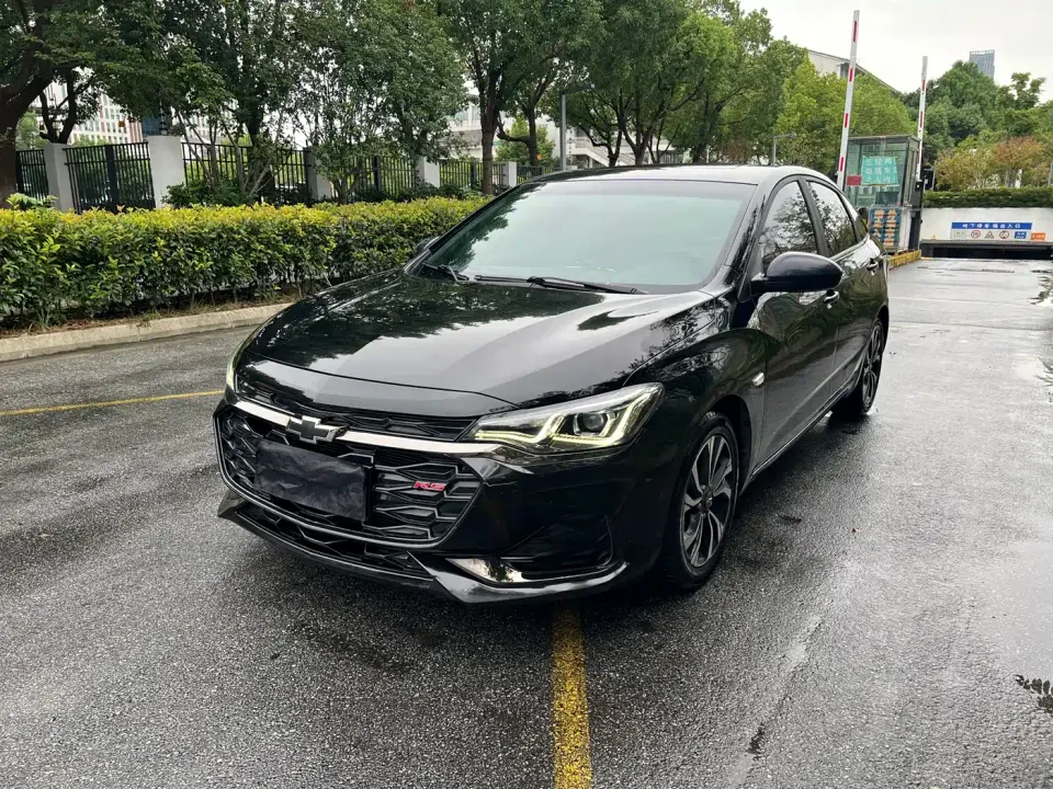 Chevrolet Monza RS 330T Auto Smooth Edition China VI 2019