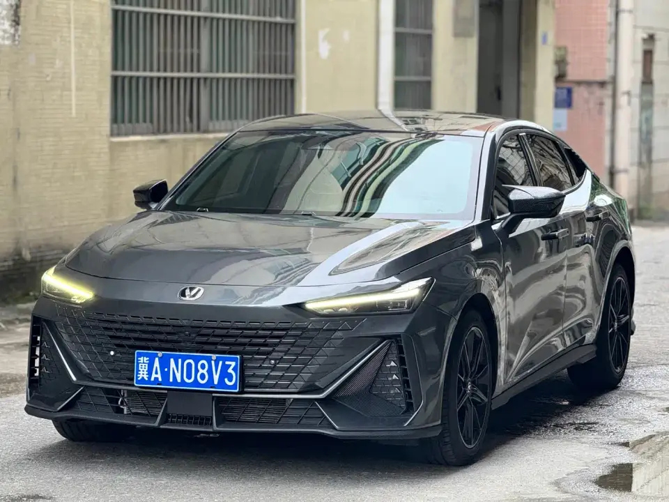 Changan UNI-V 1.5T Premium Edition 2023