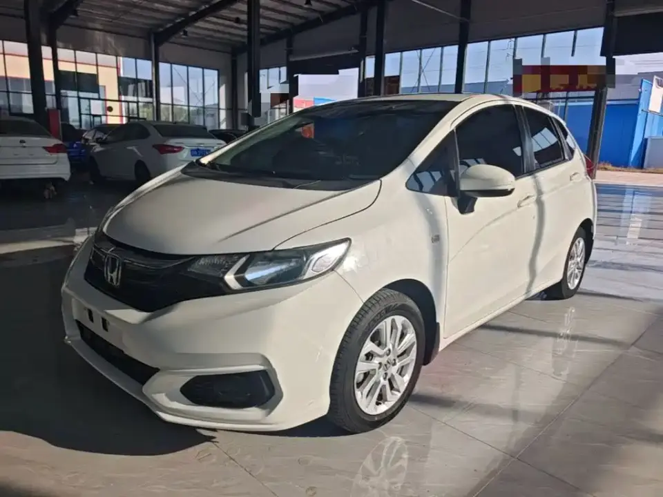 Honda Fit 1.5L CVT Comfort Sunroof Edition 2019