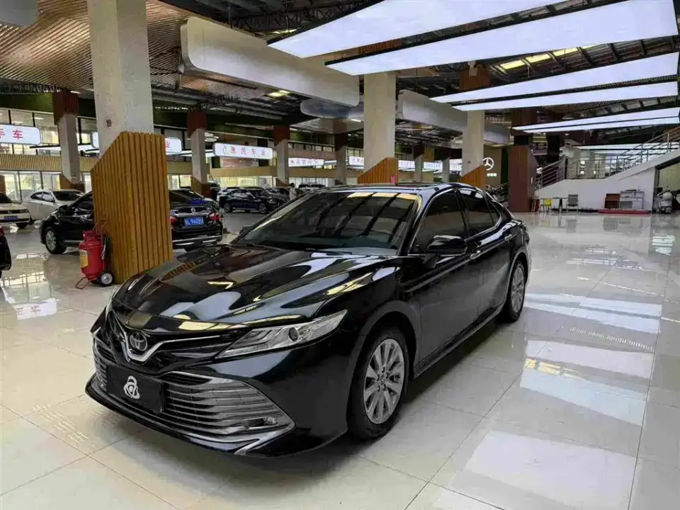Toyota Camry 2.0G Luxury Edition China VI 2021