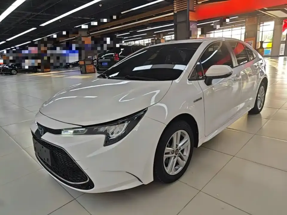 Toyota Levin Dual Engine 1.8H E-CVT Luxury Edition 2022