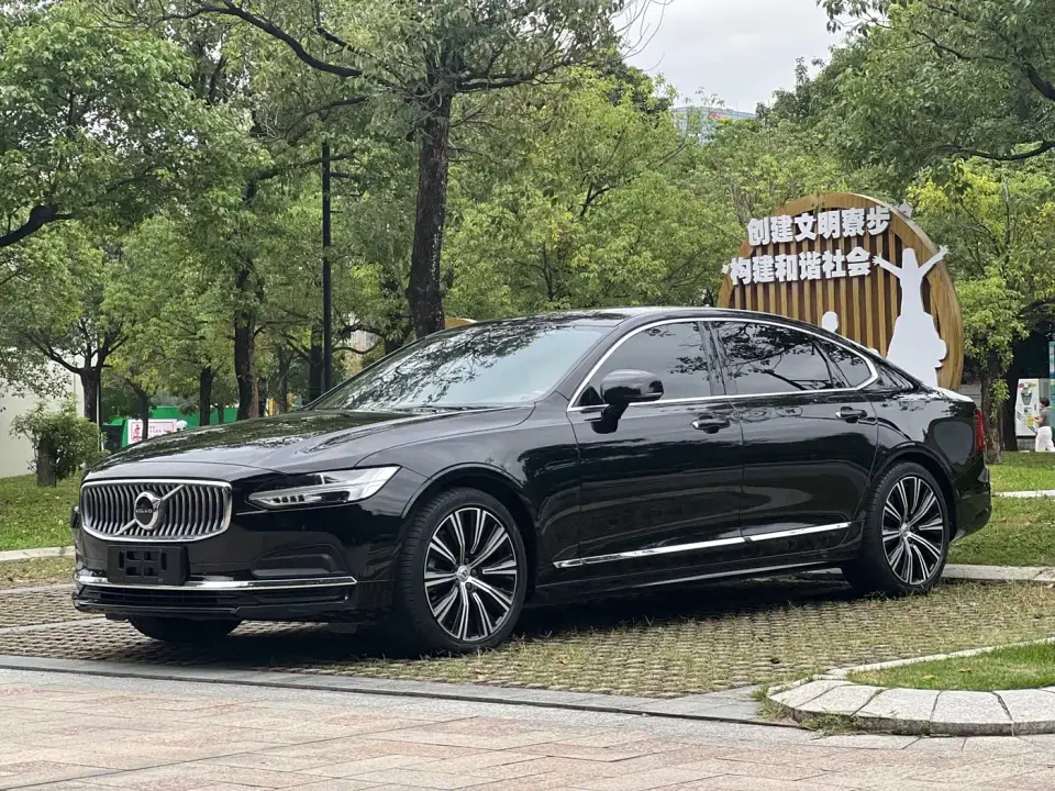 Volvo S90 B5 Intelligent Vision Luxury Edition 2023