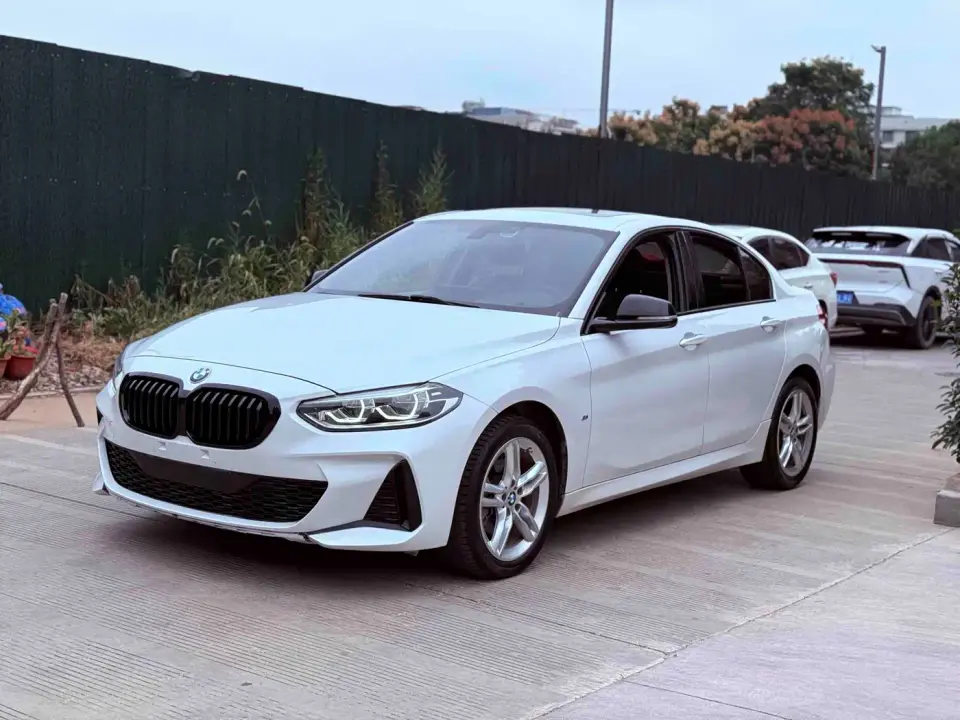 BMW 1 Series 120i M Sport Shadow Edition 2021