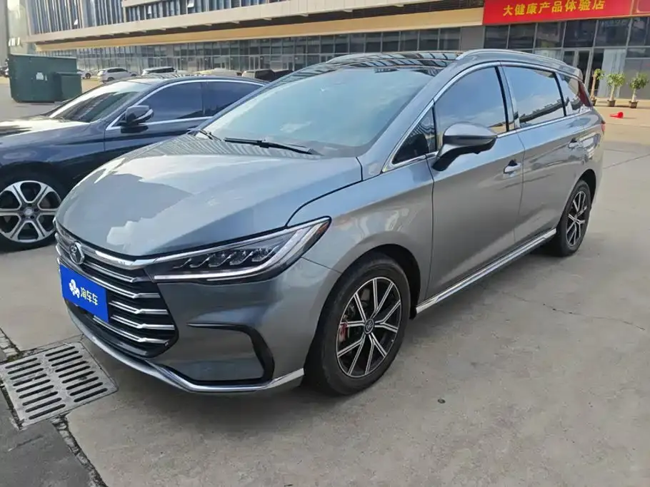 BYD Song MAX New Energy DM-i 105KM Flagship Model 2023
