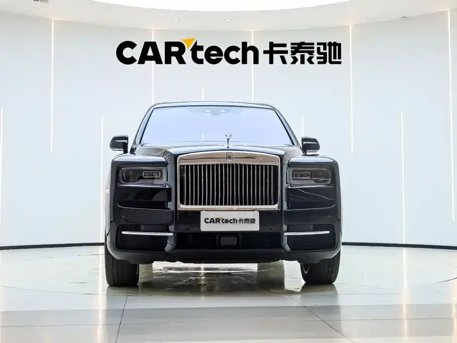 Rolls-Royce Cullinan 5-Seater 2025