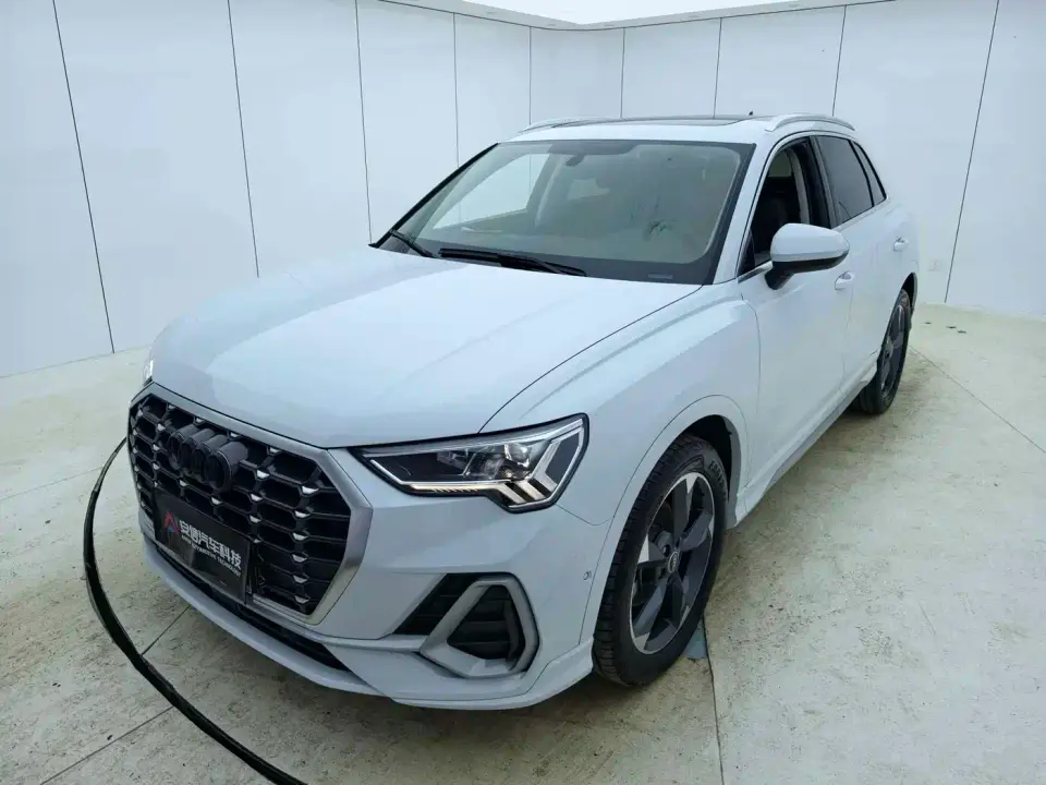 Audi Q3 35 TFSI Fashion Dynamic Model (1.5T) 2023