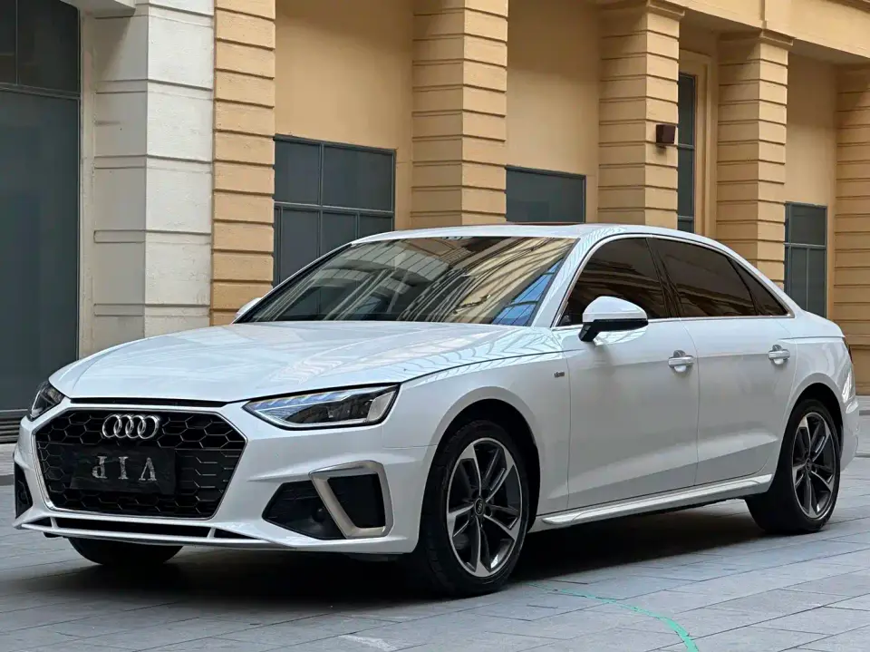 Audi A4L 40 TFSI Fashion Dynamic 2024