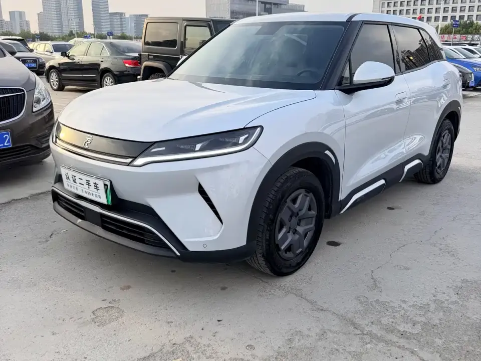 BYD Yuan UP Model 301KM Navigator 2025