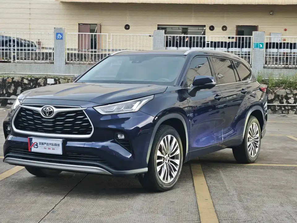 Toyota Highlander 380T 4WD Premium 7-Seater 2022
