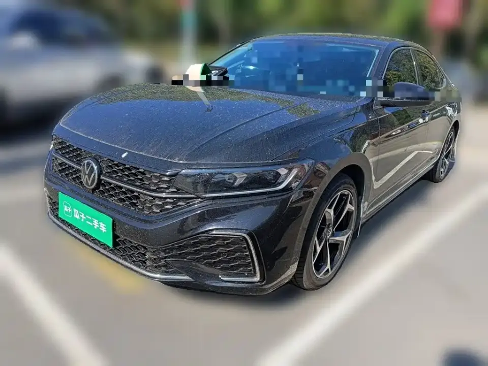 Volkswagen Passat Outstanding 380TSI Starlight Dragon Soaring Edition 2024