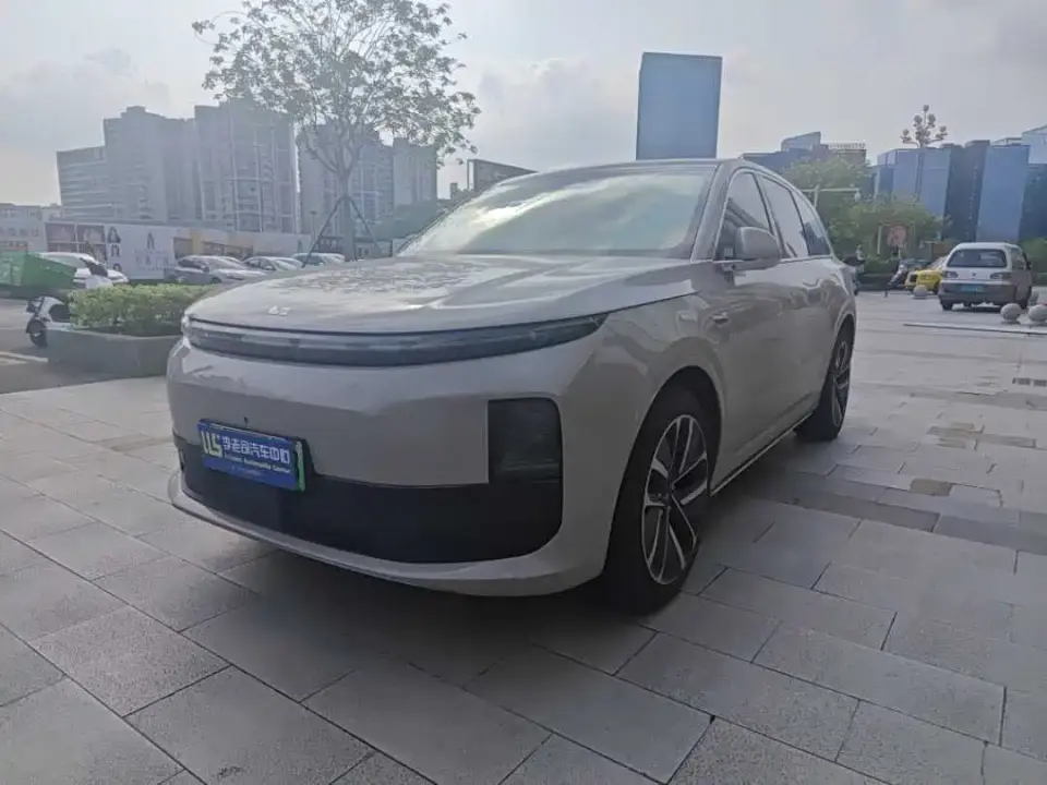 Li Auto L6 Pro 2024