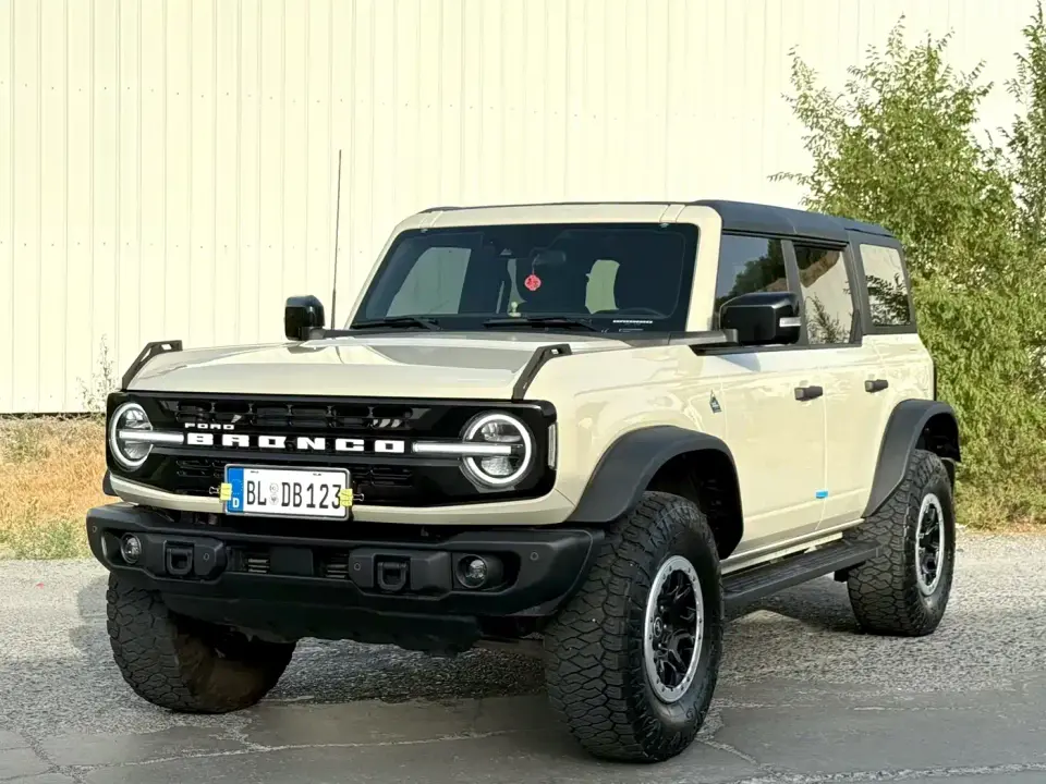 Ford Bronco 2.3T Black Diamond Big Foot Off-Road Edition 2025