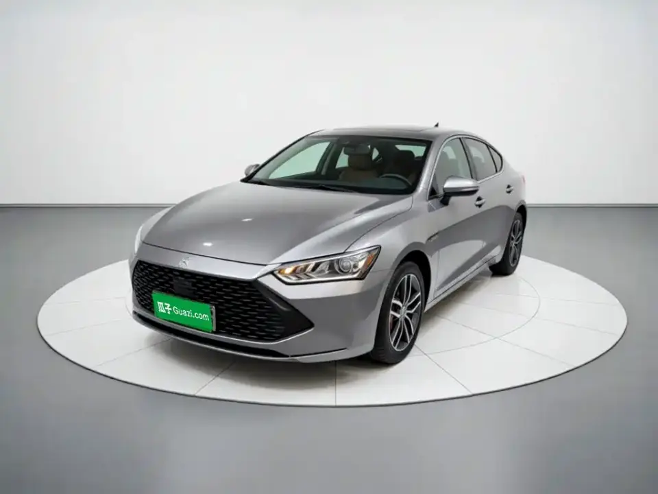 BYD Qin PLUS DM-i 120KM Premium 2022