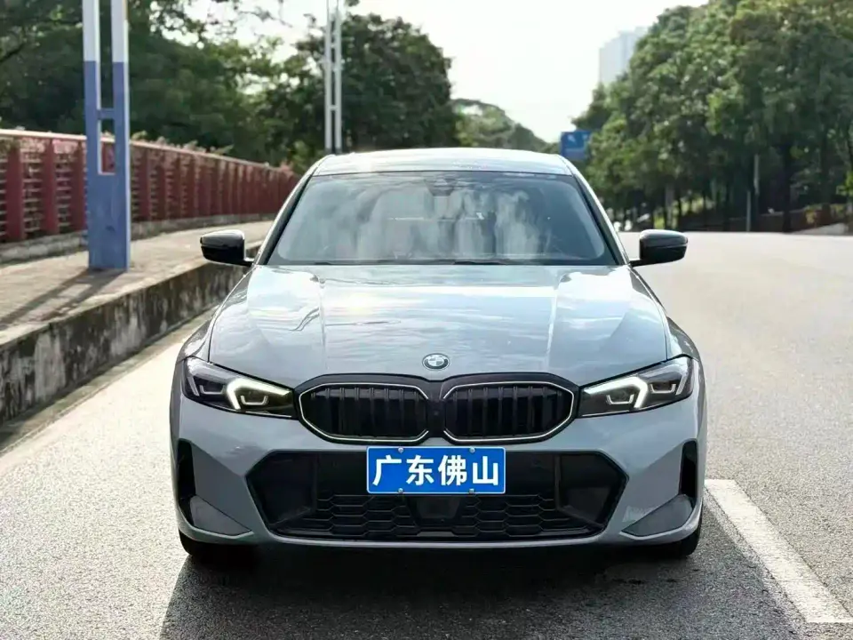 BMW 3 Series 330Li M Sport Night Edition 2025