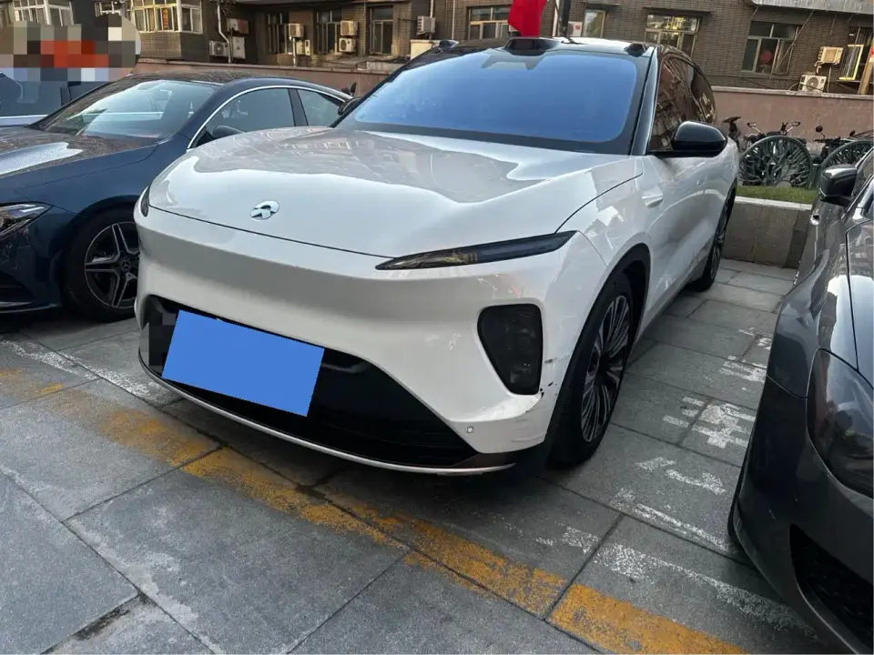 NIO ES8 75kWh Executive Edition 2024