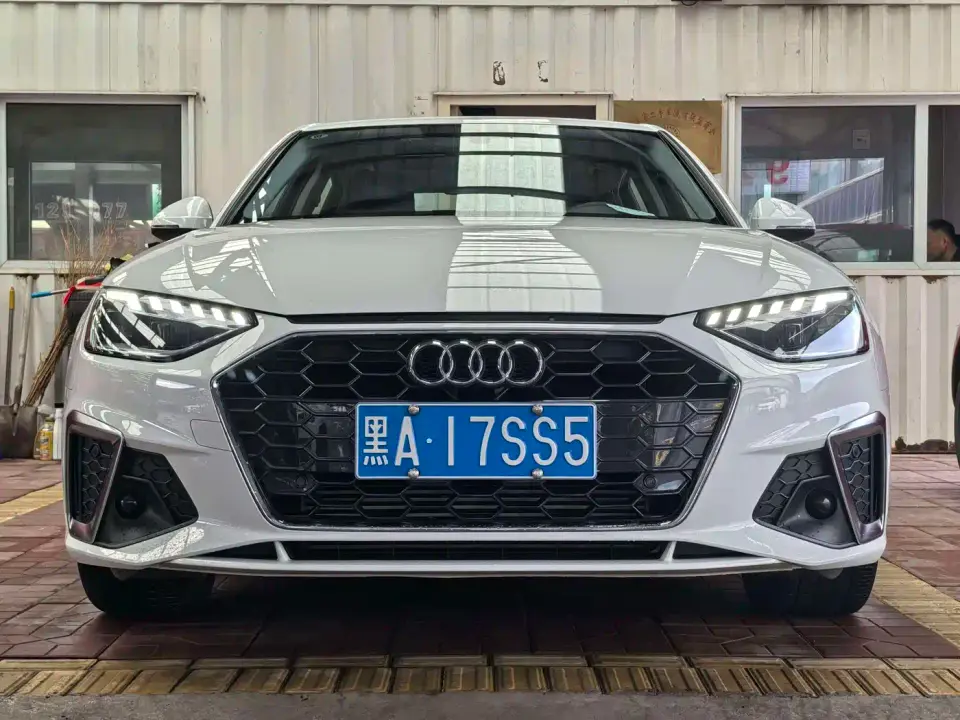 Audi A4L 40 TFSI Fashion Dynamic 2023