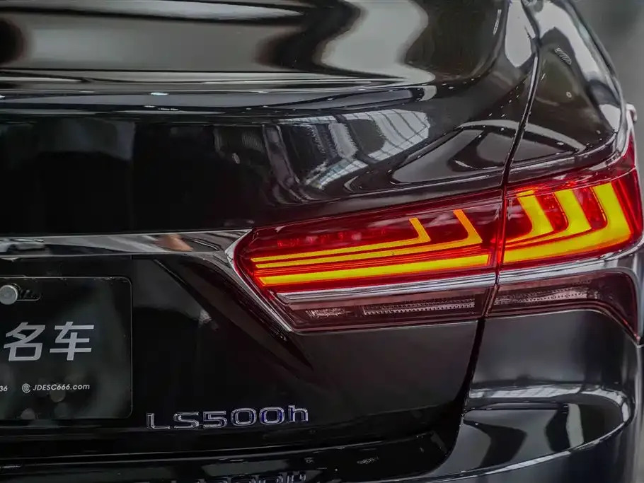 Lexus LS 500h Luxury (China VI) 2020 — фото 15