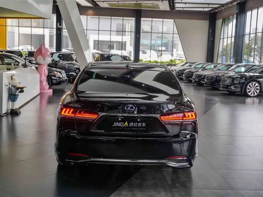 Lexus LS 500h Luxury (China VI) 2020 — фото 17