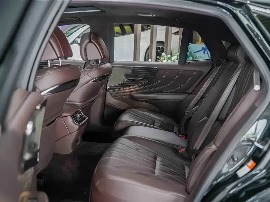 Lexus LS 500h Luxury (China VI) 2020 — фото 3
