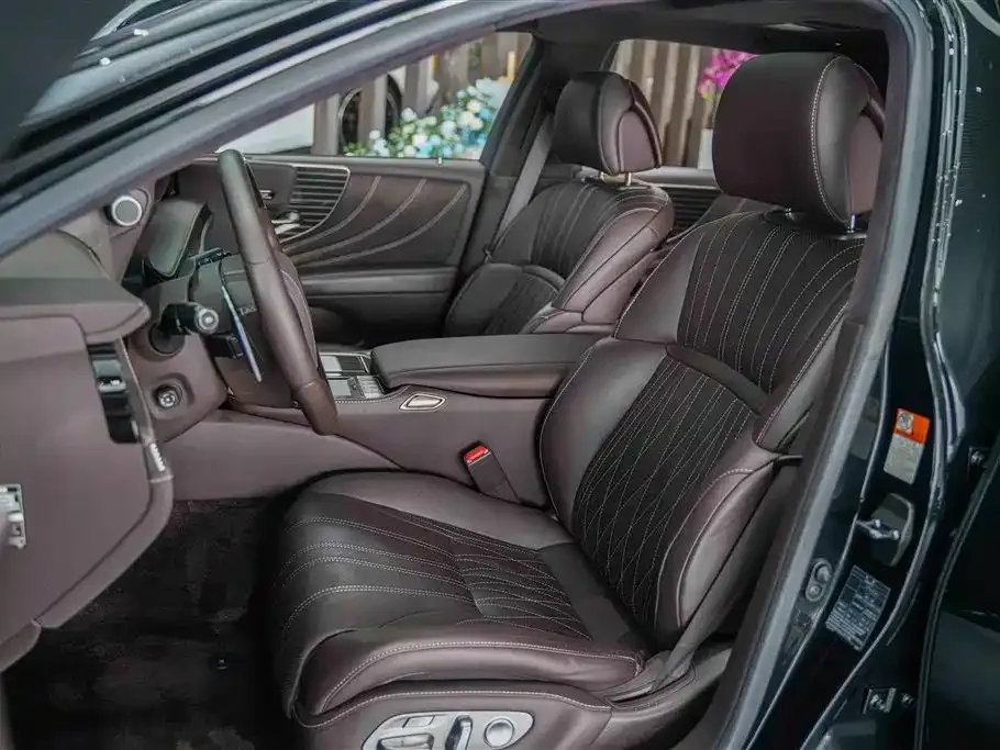 Lexus LS 500h Luxury (China VI) 2020 — фото 11