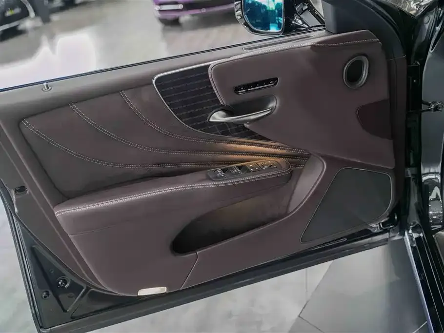 Lexus LS 500h Luxury (China VI) 2020 — фото 5