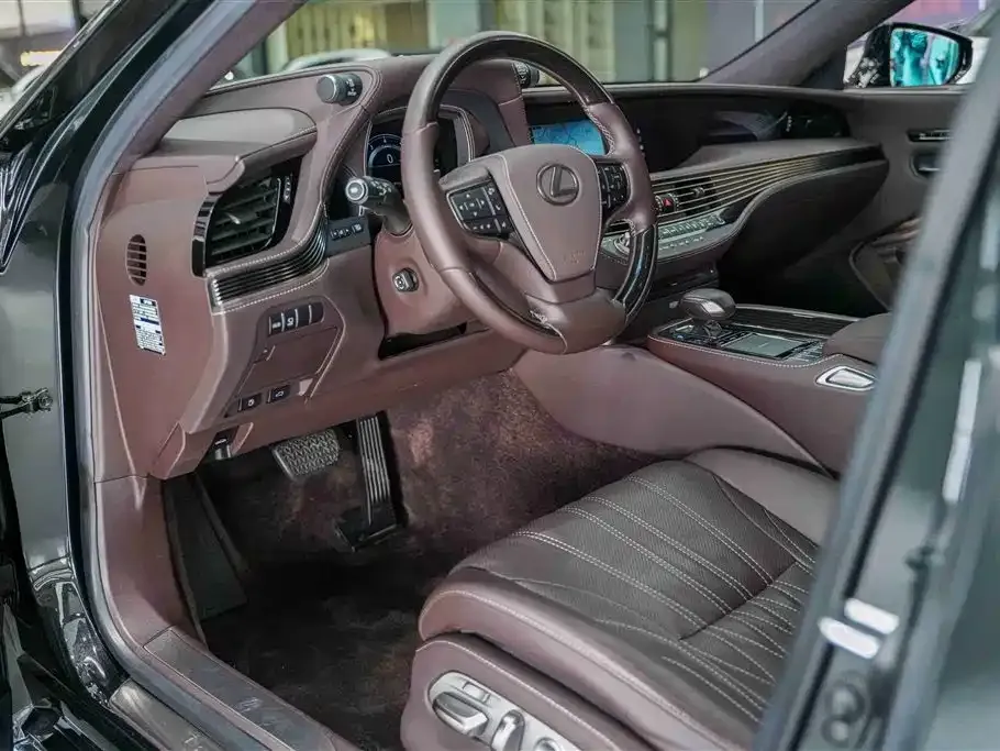 Lexus LS 500h Luxury (China VI) 2020 — фото 2