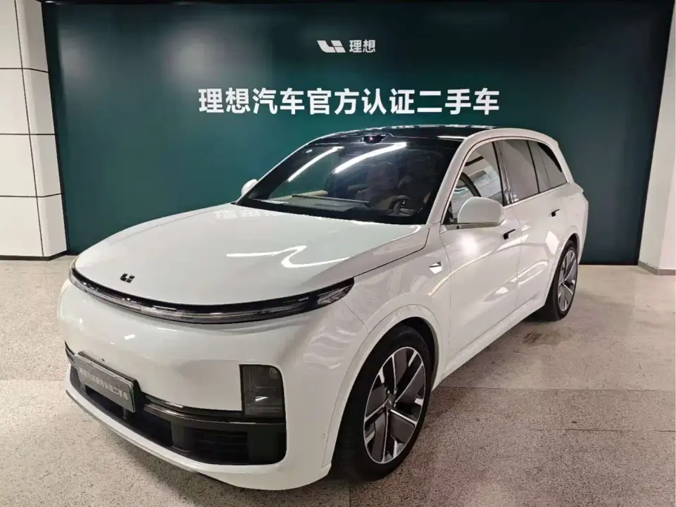 Li Auto Li L8 Max Smart Renewal Edition 2025