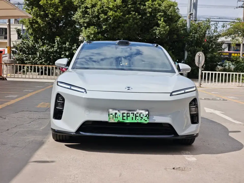 NIO ET5 Model Champion Commemorative Edition 75kWh 2025