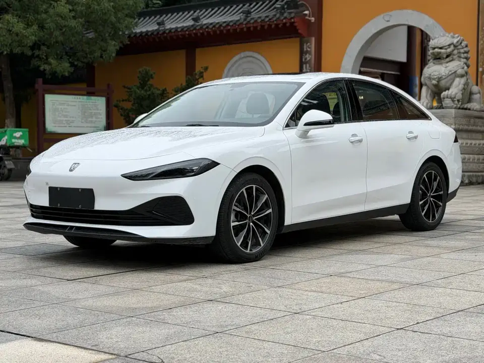 Roewe D7 DMH 125km Beyond Edition 2024