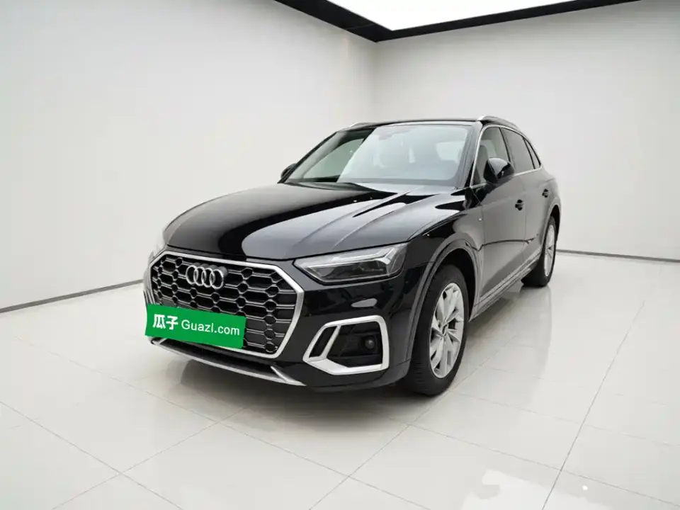 Audi Q5L 40 TFSI Luxury Dynamic 2021