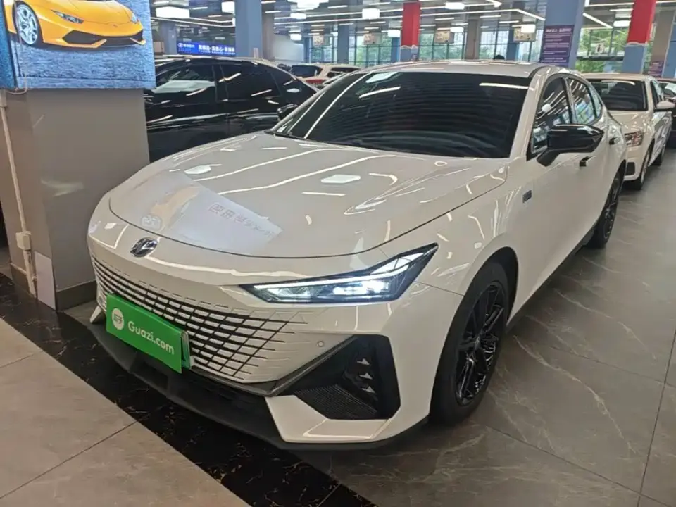 Changan UNI-V iDD ZhiDian iDD 1.5T 113km Smart Fun Edition 2024