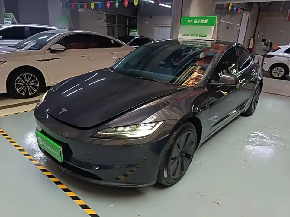 Tesla Model 3 Rear-Wheel Drive 2024