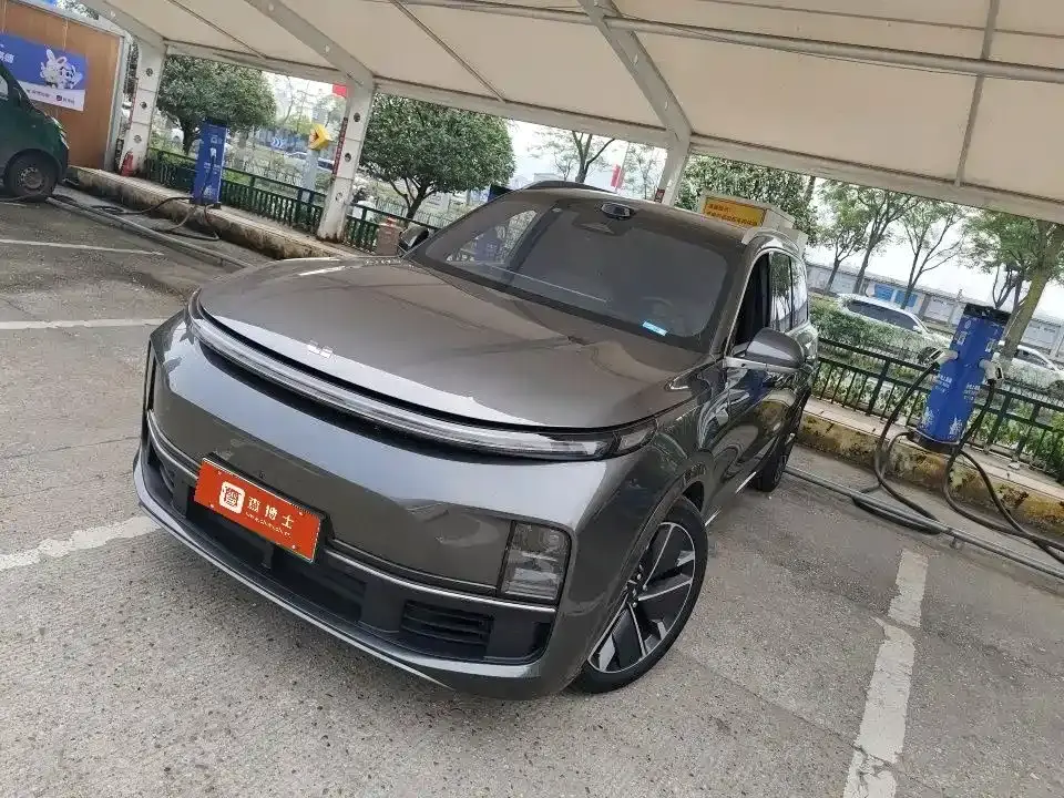 Li Auto Li Xiang L9 Pro Smart Renewal Edition 2025
