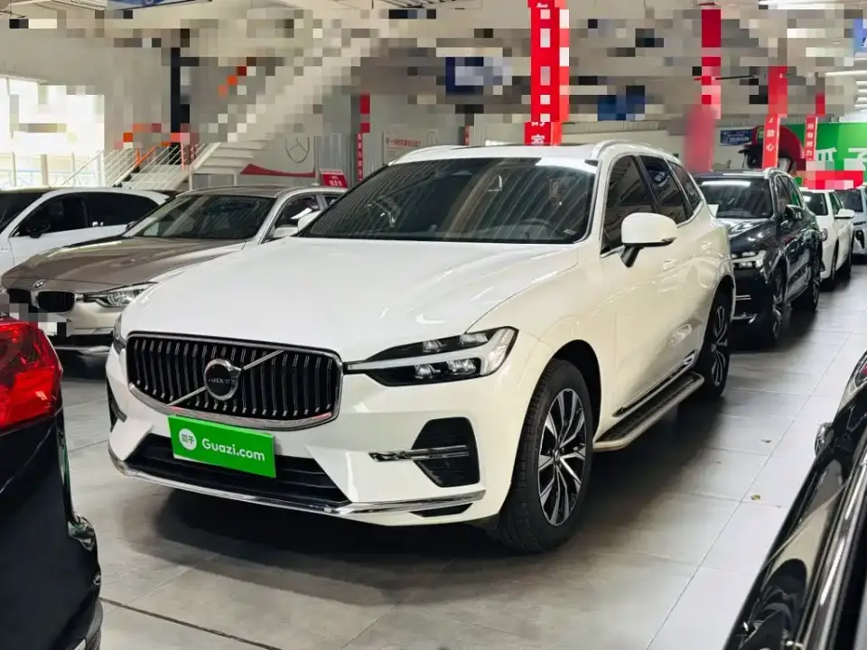 Volvo XC60 B5 AWD Zhiyuan Luxury Edition 2024