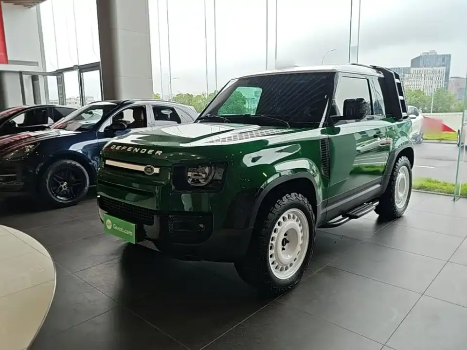 Land Rover Defender 90 3.0T P400 HSE 2023