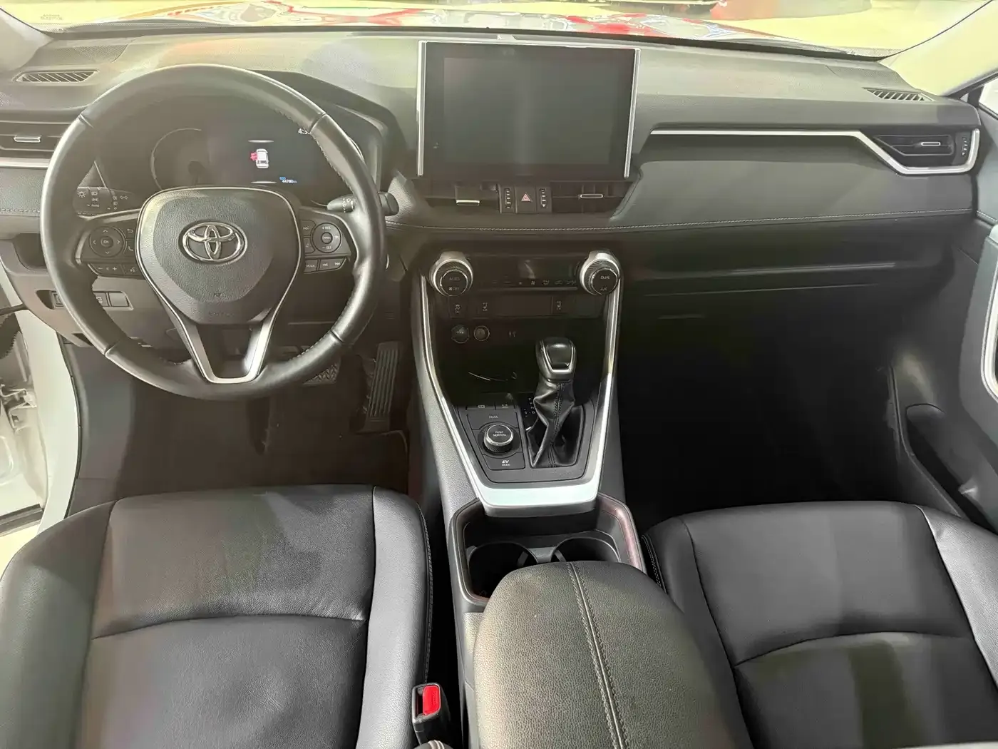 Toyota RAV4 Rongfang Hybrid 2.5L E-CVT 4WD Elite Plus Edition 2022 — фото 6