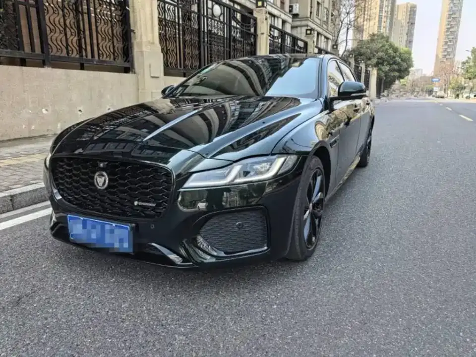 Jaguar XFL XFL 2.0T P250 AWD Gloss Black Sport Edition 2022