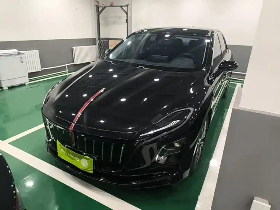 Hongqi E-QM5 431km Charging Enjoyment Edition 2023