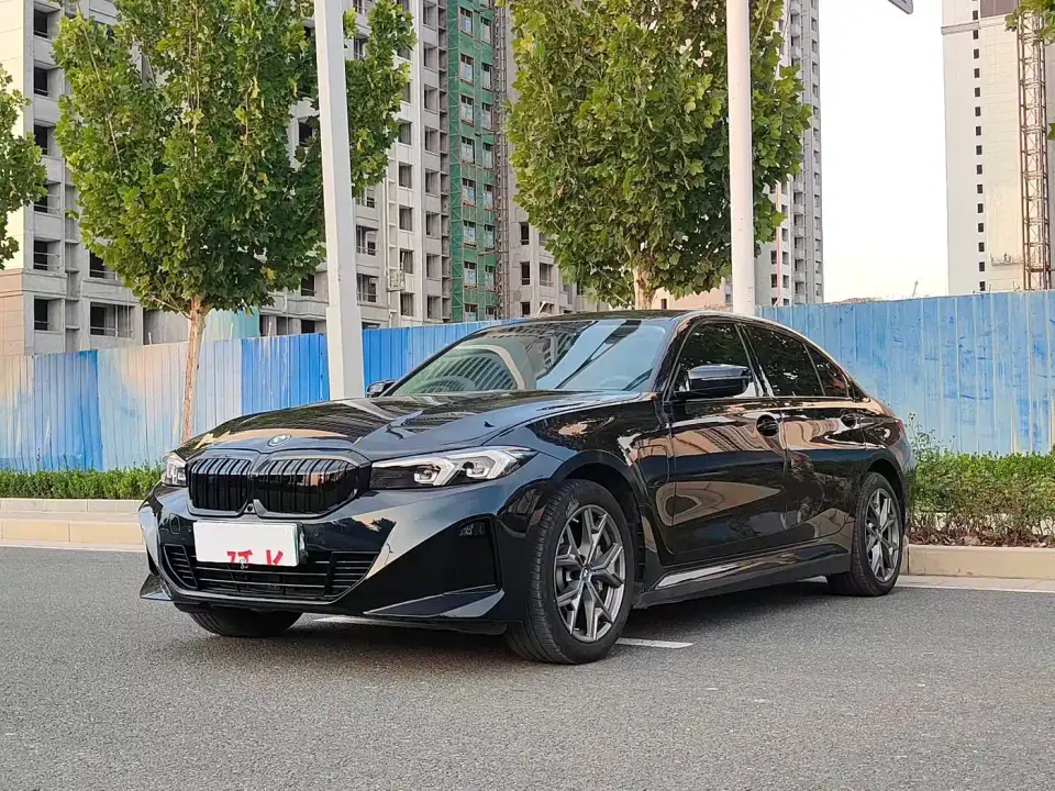 BMW i3 eDrive 35 L 2024