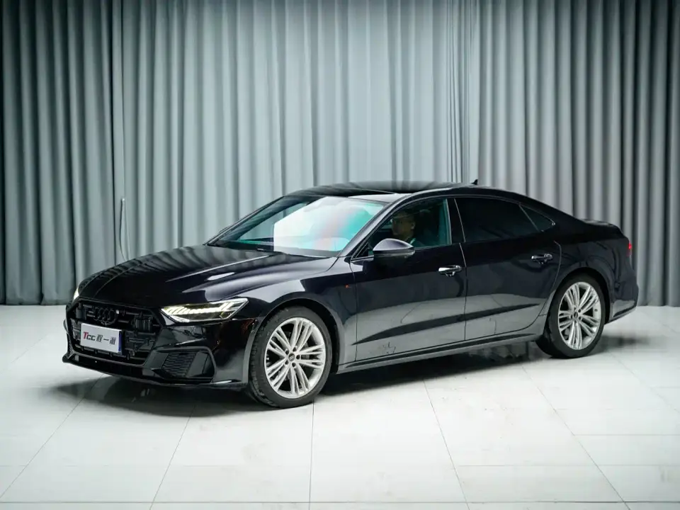 Audi A7L 45 TFSI quattro Premium Luxury 2024