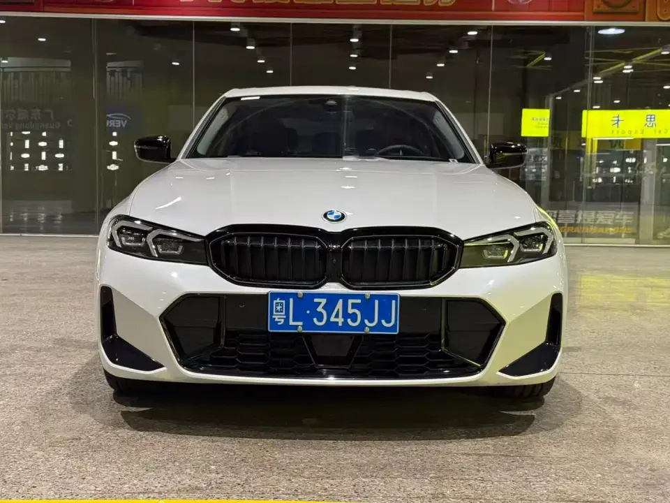 BMW 3 Series 330Li M Sport Night Edition 2025