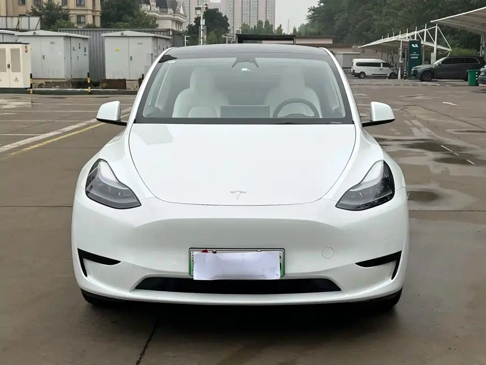 Tesla Model Y Facelift Rear-Wheel Drive Version 2023